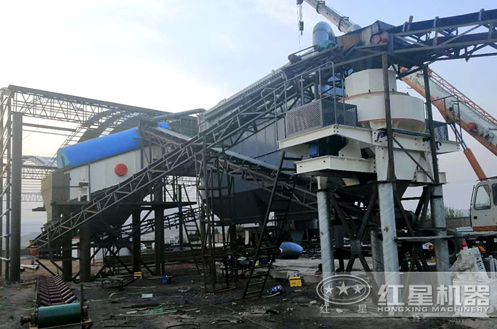 制砂機(jī)作業(yè)現(xiàn)場